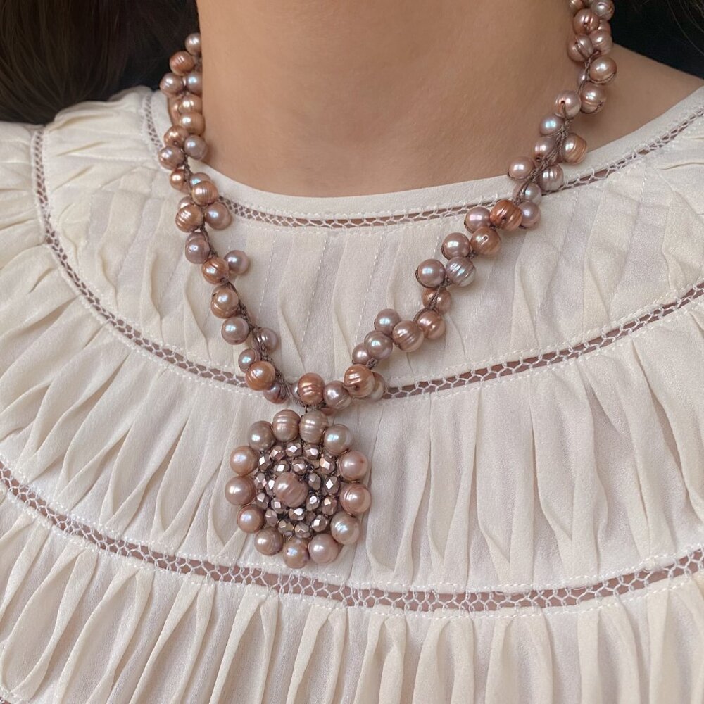 Handmade Pastel Purple Natural Pearl Cluster Knotted Bead Round Pendant Necklace